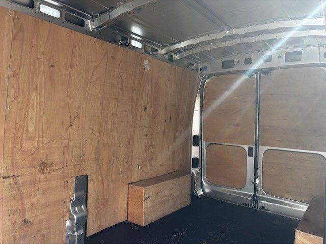 Maxus Deliver 9 image 8